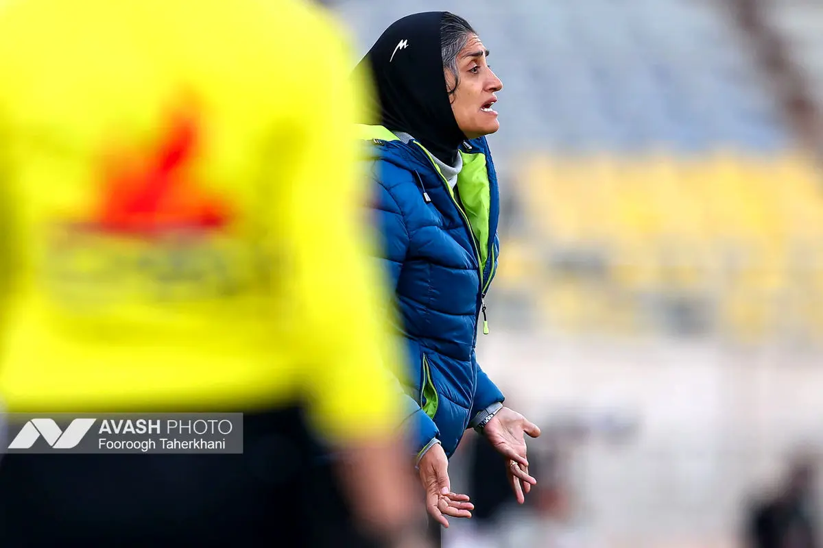 لیگ برتر فوتبال زنان - پرسپولیس و خاتون بم