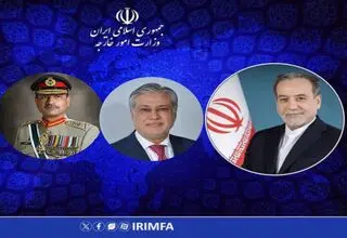 گفت‌وگوی تلفنی وزیر امور خارجه با مسئولین پاکستانی