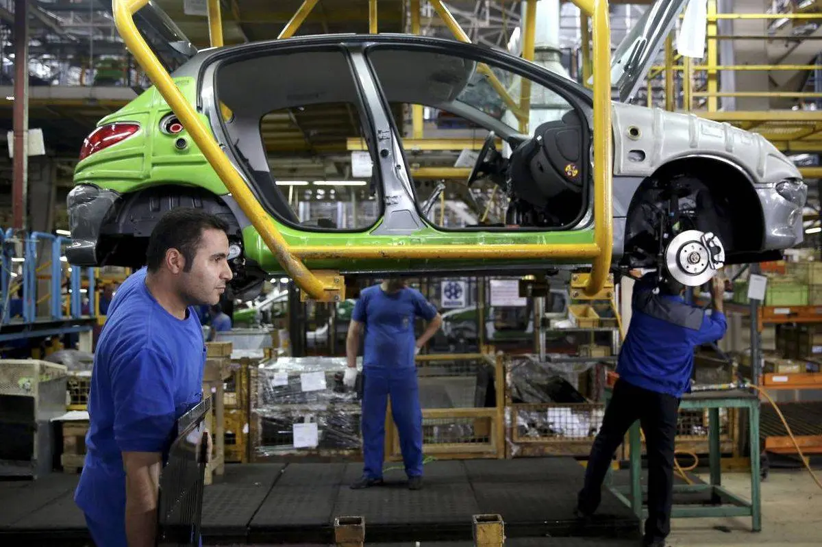 عمده شکایات مردم از خودروسازان به عدم پرداخت خسارت تاخیر مربوط می‌شود