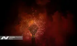 نور افشانی در شب سالگرد پیروزی انقلاب اسلامی