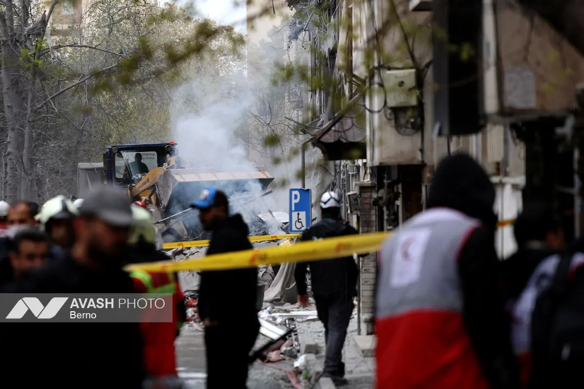 حملات آمریکا و رژیم صهیونیستی به منازل مسکونی در تهران - ۸ فروردین