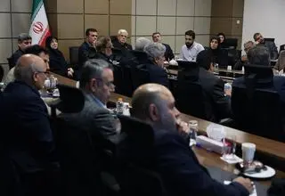 عارف: دشمن از توطئه دست بر نمی‌دارد پس باید امنیت سایبری و پدافند غیرعامل را ارتقا داد