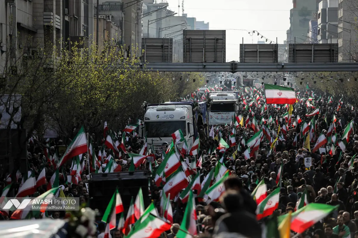 مراسم تشییع «علی لاریجانی»، «غلامرضا سلیمانی» و قهرمانان «ناو دنا»