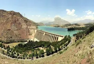 کم شدن حجم آب سد لتیان پیامد‌های جدی در تامین آب شرب پایتخت دارد