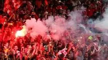 پرسپولیس با هوادارانش دنبال صعود است