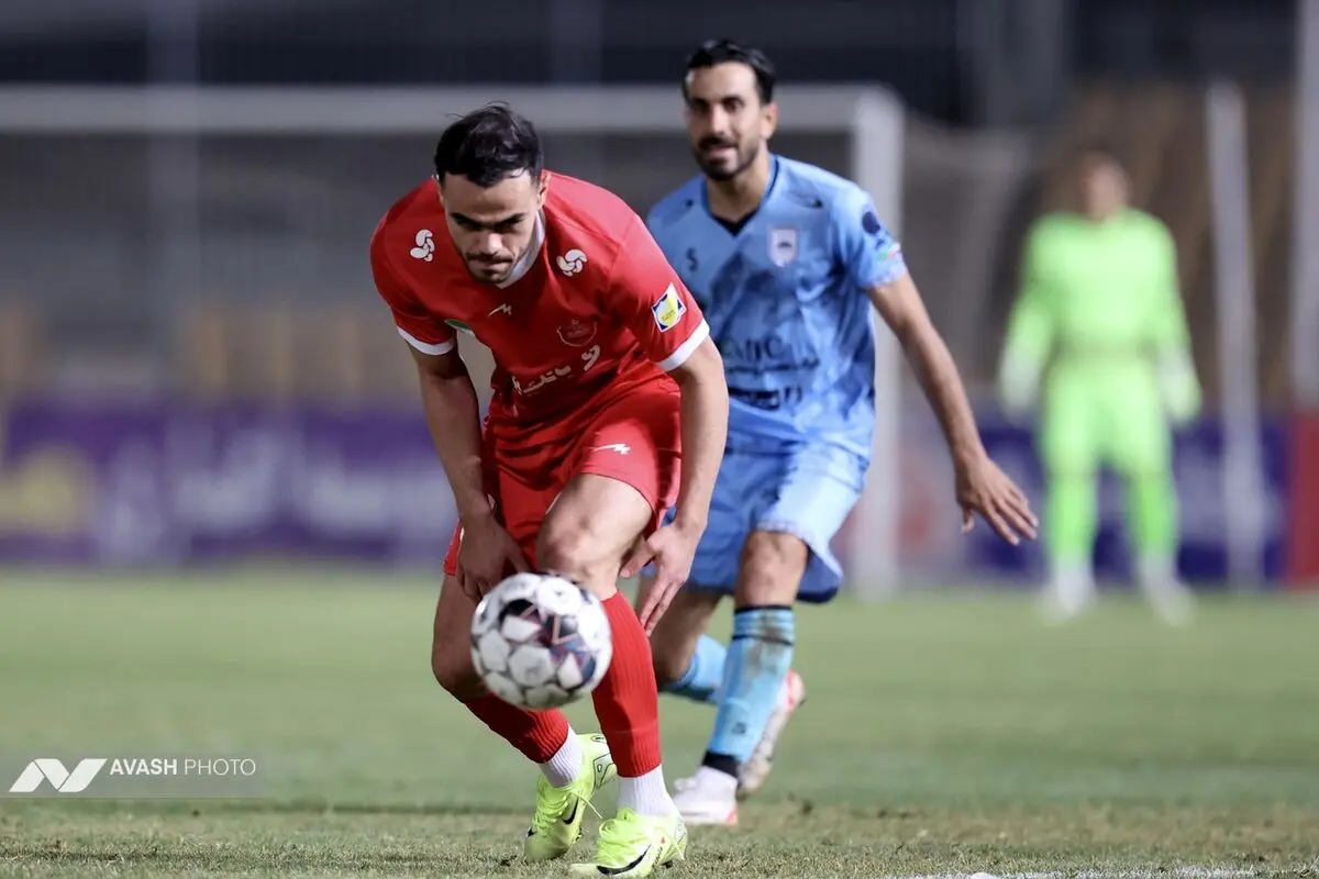 چادرملو و پرسپولیس