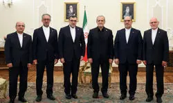  آیین بدرقه 5 تن از سفرای جدید جمهوری اسلامی ایران با حضور رئیس‌جمهور برگزار شد 
