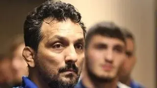 سورپرایز حسن یزدانی و رفقا برای تولد پژمان درستکار+ فیلم
