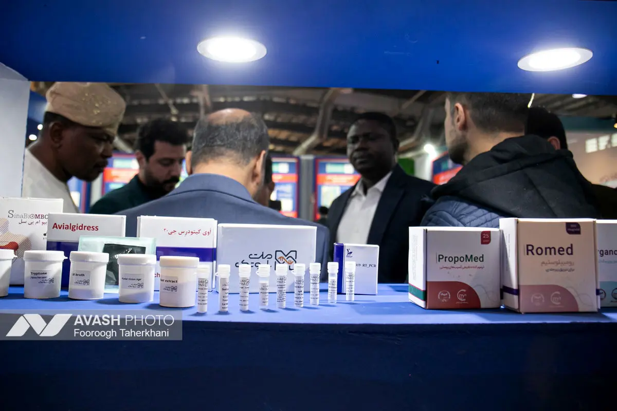 افتتاحیه سیزدهمین نمایشگاه تجهیزات و مواد آزمایشگاهی ایران ساخت