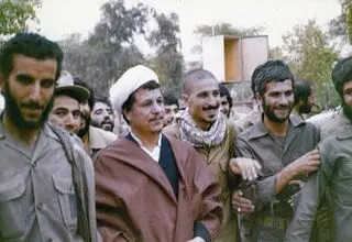 کنایه سی ساله نوشیدن جام زهر از کجا آمده بود؟