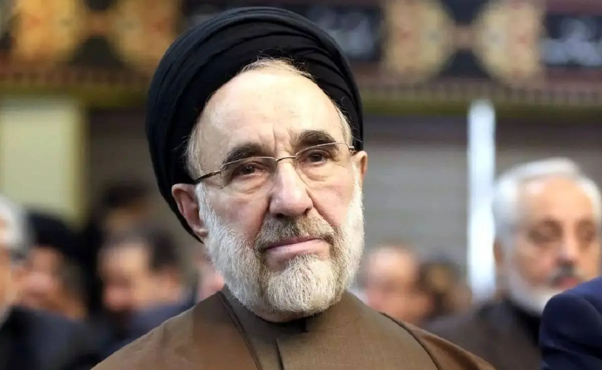خاتمی: هدف اصلی این جنگ تحمیلی، نابودی توان ملی و حیات ایران یکپارچه و ایرانیان همبسته است