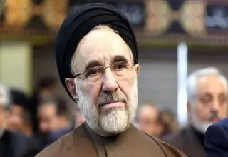 خاتمی: هدف اصلی این جنگ تحمیلی، نابودی توان ملی و حیات ایران یکپارچه و ایرانیان همبسته است