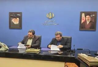 تأکید رئیس سازمان ثبت اسناد و املاک کشور بر ممنوعیت انتفاع اشخاص ثالث از کارت‌های بازرگانی