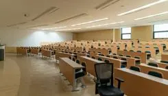 حضور 600 نفر در کلاس؛ آموزش پزشکی یا کنسرت؟
