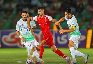 پرسپولیس به یک قدمی صدر جدول رسید