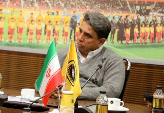 ماجرای راه‌اندازی کارزار برکناری نیکفر/ فشار هواداران سپاهان علیه مدیریت باشگاه