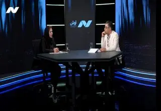 زنی که همه اسلحه‌های گرم را می‌شناسد