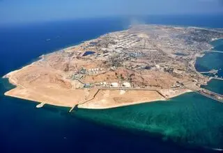 اینجا خارک است؛ زندگی ادامه دارد