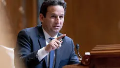 وارد ماجراجویی احمقانه در ونزوئلا شده‌ایم