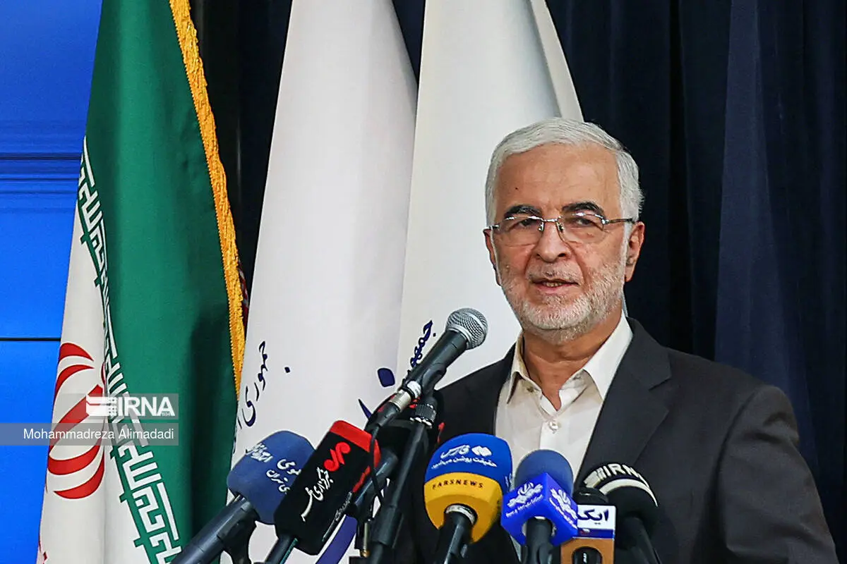 مومنی: دولت باید بسترساز باشد نه متصدی تشکلها