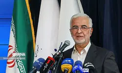 مومنی: دولت باید بسترساز باشد نه متصدی تشکل‌ها
