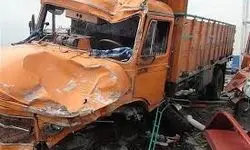 تصادف چندین دستگاه کامیون در محور کرمانشاه – اسلام‌آباد غرب 