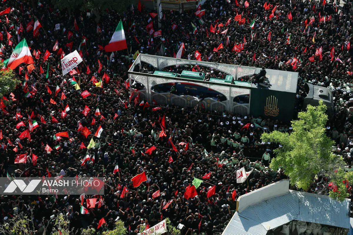 مراسم تشییع پیکر مطهر رهبر شهید انقلاب - مشهد