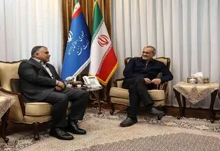 حضور رئیس جمهور در وزارت نفت