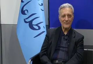 در ایران هیچ ارتباط درستی بین دانشگاه و حاکمیت وجود ندارد!