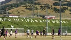 بازگشت پرسپولیس به تهران پس از اردوی ۱۲ روزه در ترکیه
