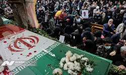  مراسم تشییع پیکرهای ۱۰۰ شهید گمنام در تهران برگزار شد 