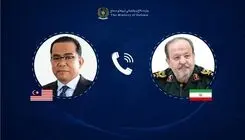 تأکید وزرای دفاع ایران و مالزی بر توسعه همکاری‌های دفاعی و نظامی