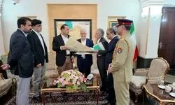 فرمانده ارتش و وزیر کشور پاکستان تهران را ترک کردند