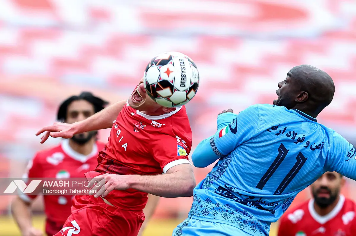 لیگ برتر فوتبال؛ پرسپولیس و چادرملو