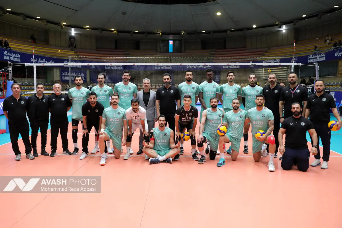 دیدار تیم های والیبال پیکان تهران و رازین پلیمر