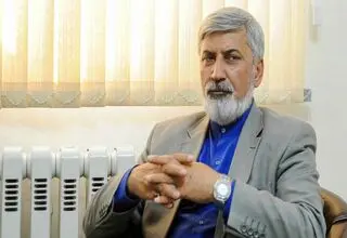 مجلس بیشتر تحت تاثیر قالیباف است تا زاکانی/ ردصلاحیت شدگان به مردم نمی‌گویند چه کردند!