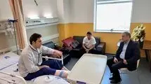عیادت سرپرست نایب‌ رئیسی فدراسیون کاراته از محمود نعمتی