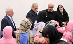 دیدارپزشکیان با جمعی از کودکان بی‌سرپرست و بدسرپرست در مجتمع «خانه دختران ایران»