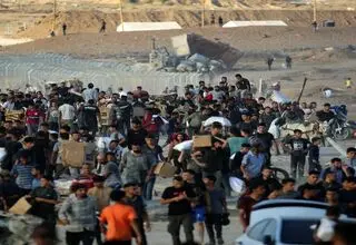افشاگری هاآرتص: سربازان اسرائیلی دستور شلیک به صف غذاها در غزه را داشتند