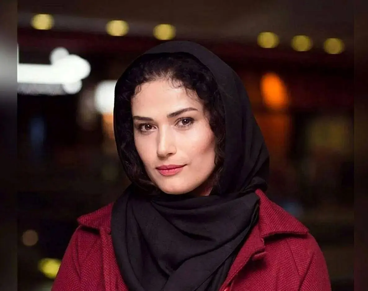 لادن مستوفی مهمان «پرسونا» می‌شود