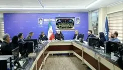 عارف: مردم حتی با وجود اعتراض پای دفاع از ایران ایستادند