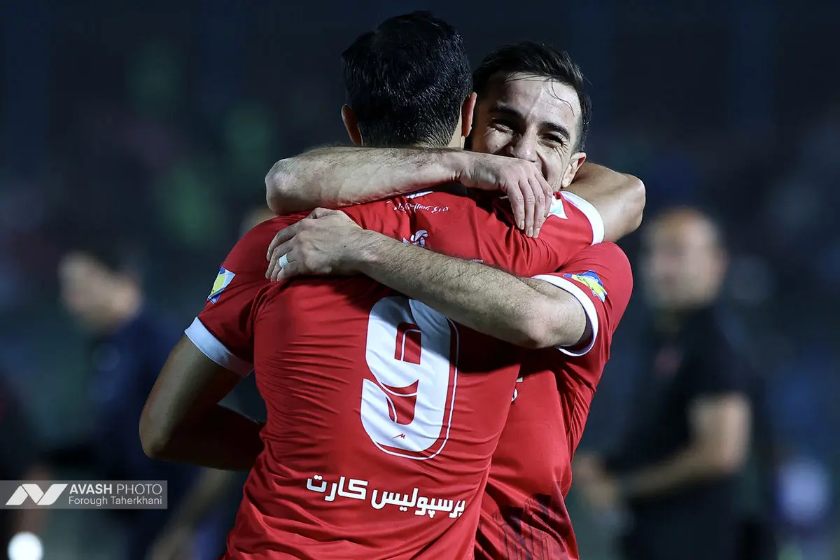 لیگ برتر فوتبال - پرسپولیس و فولاد