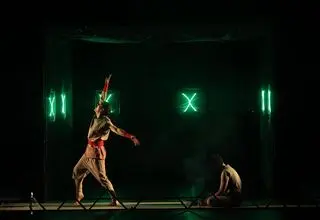 «تن در تنِ تهران»، اجرایی شتاب‌زده ایستاده در مرز شعار و بلاتکلیفی