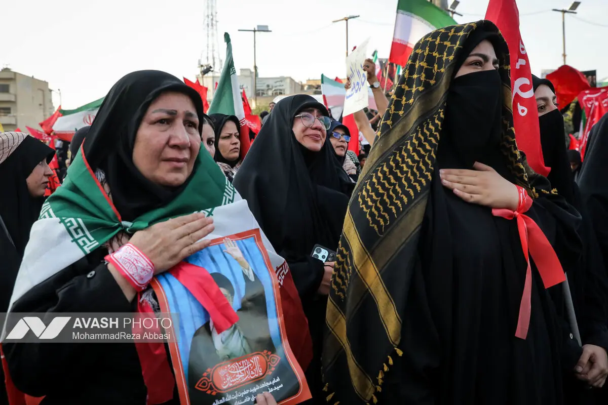 مراسم تشییع پیکر مطهر رهبر شهید انقلاب در تهران -