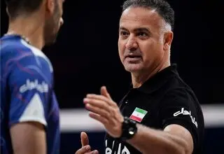 پیمان اکبری سرمربی تیم والیبال پیکان شد