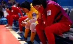 یک لبخند، سپس اشک و اشک و اشک