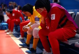 یک لبخند، سپس اشک و اشک و اشک