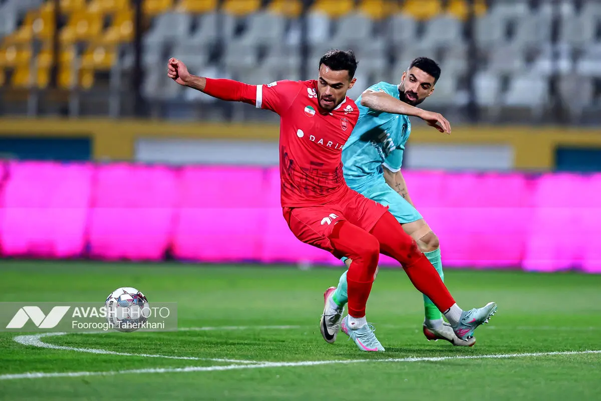 لیگ برتر فوتبال - پیکان و پرسپولیس