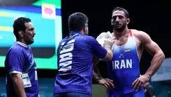 شروع مقتدرانه آذرپیرا در کشتی آزاد