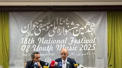 صدا و سیما همچنان از نشان دادن ساز هراس دارد